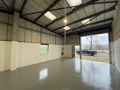 Unit 5, Albion Industrial Estate, Pontypridd, Industrial To Let - 5 albion 4.jpg