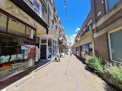1A Church Court, Richmond, Retail For Sale - 1A Church Court Ext.3.jpg