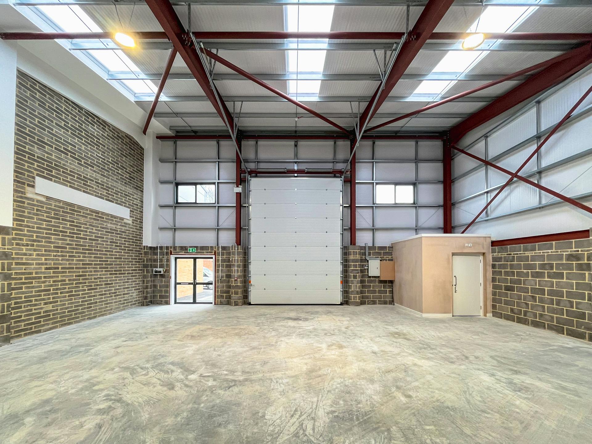 Industrial Unit in Wimborne - photo 2