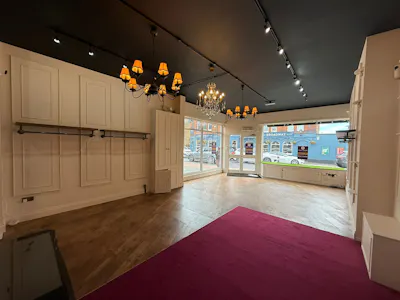 35 Broadway, Leigh-on-Sea, Retail To Let - WhatsApp Image 2026-06-02 at 15.24.54 (5).jpeg