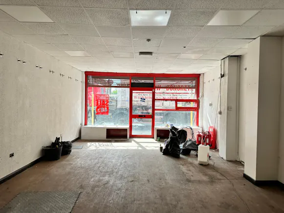 299 North End Road, London, Retail To Let - d4645482-2fbc-4f0d-8991-47aac47c28ed.jpg