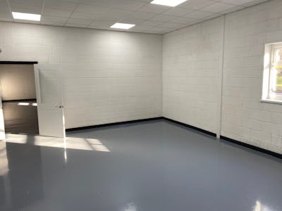 Unit 1c, Caerbont Enterprise Park, Swansea, Office / Retail To Let - Internal.jpg