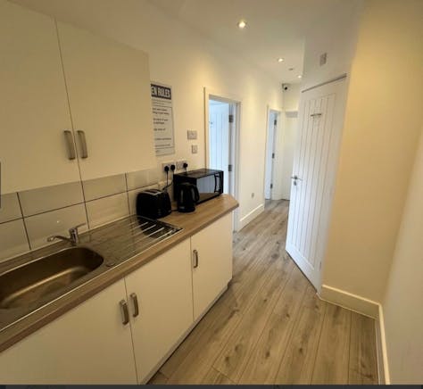 347 Eastwood Road, Rayleigh, Investment / Office / Retail For Sale - d31022abf46a4cc49825a52e378c8e0b.JPG