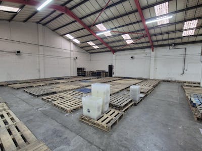 Unit 8d, Hazel Grove Stockport, Industrial/Logistics To Let - 20260210_110212.jpg