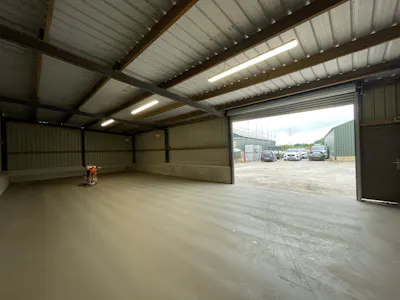 Units 4 Harlesford Farm, Tetsworth, Industrial To Let - IMG_2438.JPG