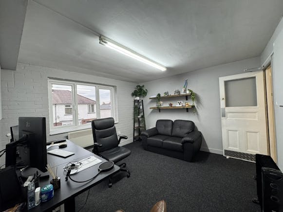 Units 5 & 7 Huntingtower Road, Sheffield, Industrial / Offices To Let - image10.jpeg