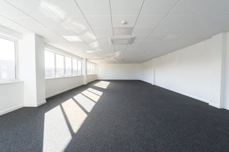 Unit B6 Dolphin Way, Shoreham-By-Sea, Industrial / Warehouse To Let - B6 Office.jpg