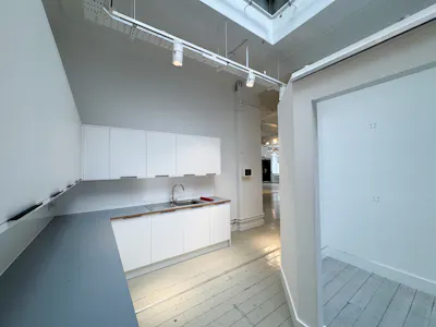 66-68 Margaret Street (Ground Floor), London, Office To Let - IMG_3797.jpg
