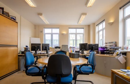 Alderton 2, Priory Park Industrial Estate, London Road, Tetbury, Office To Let - Alderton-2-Office-to-Let-Internal-1-1282x830.jpg