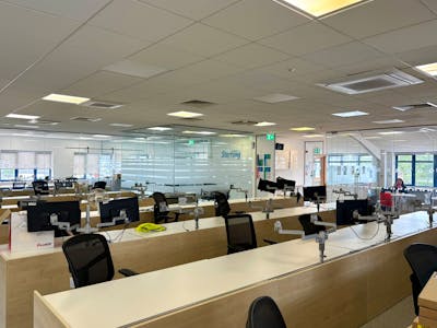 Unit 1-2, Prescott Road, Slough, Office / Industrial / Warehouse To Let - IMG_8013.JPEG