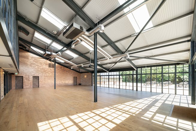 Box 4, Langlord Lane, Bicester, Industrial / Office / Other To Let - Boxengasse39box4.jpg