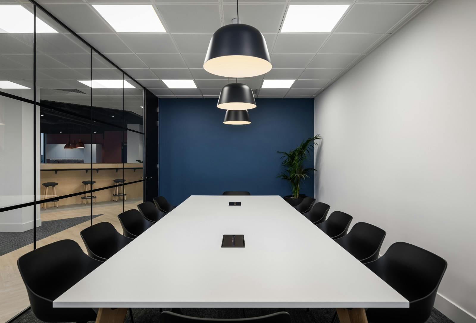 Office in Reading - photo 2