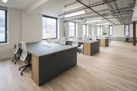 3 Old Street Yard, Old Street, Office To Let - Desk Area