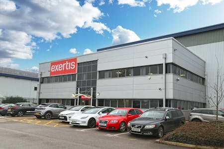 Unit J6, Elland, Industrial Lease Assignment - IMG_7108 edit blue sky.jpg