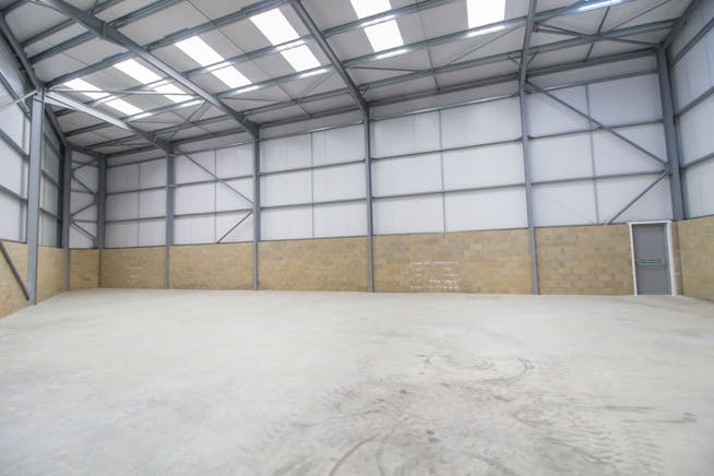 Unit 1, Hathaway Estate, Watford, Industrial / Warehouse To Let - 3.jpg