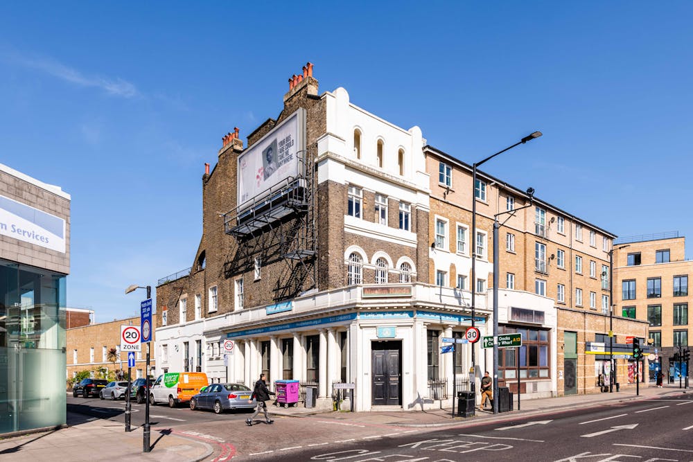 595-597 Commercial Road, London, Healthcare / Leisure / Office / Retail To Let - Commercial Rd 595597  Low Res 3.jpg