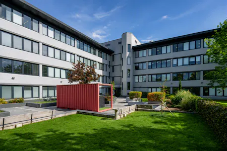 T Bromley, 15-17 London Road, Bromley, Office To Let - T bromley garden 2.png