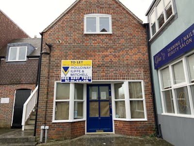 Unit 14 Angel Courtyard, Lymington, Healthcare / Leisure / Office / Retail To Let - 20230203 084831.jpg