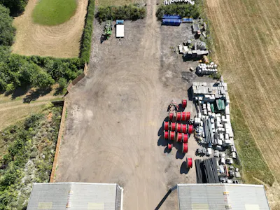 Dane Spring, Harpenden, Open Storage To Let - DJI_20260708095516_0031_V.JPG