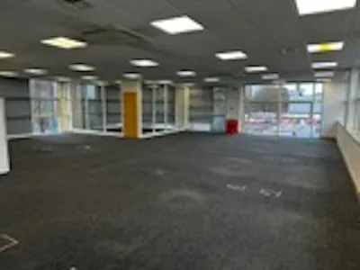 150 Edinburgh Avenue, Slough, Industrial / Warehouse To Let - IMG_3291.JPG