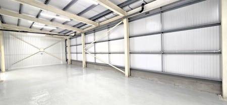 Arches 81-82, Rosebank Road, London, Industrial To Let - 20260502_135523(0) - Edited.jpg