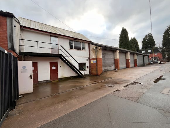 206-208 Bellingdon Road, Chesham, Development / Industrial For Sale - IMG_3109.JPEG