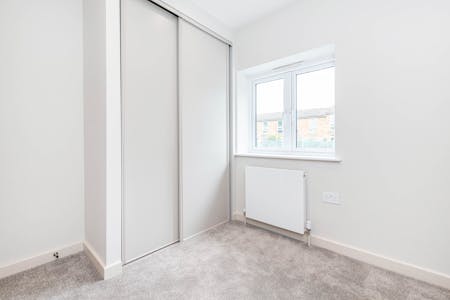 Tuskar Street, London, Terraced house To Let - Bedroom