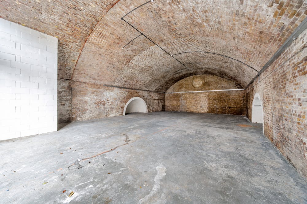 386 Railway Arches - 1376934569381305d9415.jpg