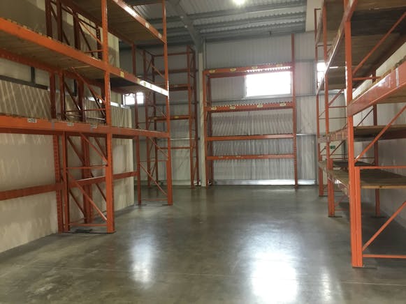 Unit 3, Waltham Abbey, Industrial To Let - IMG_9071.JPG