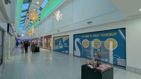 Unit 73-74, Eden Shopping Centre, High Wycombe, Class E Retail / Leisure / Retail / Retail - In Town / Shopping Centre To Let - U7374 a.jpg