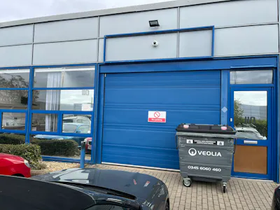 110 Tanners Drive, Milton Keynes, Industrial / Warehouse To Let - IMG_2507.JPEG
