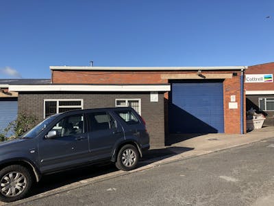 Unit 8, Broadwyn Trading Estate, Cradley Heath, Industrial / Trade Counter / Warehouse To Let - IMG_1347.jpg