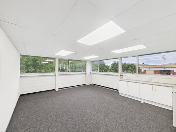 3 Langlands Court, East Kilbride, Industrial To Let / For Sale - CAM04344G0PR0114STILL007.jpg