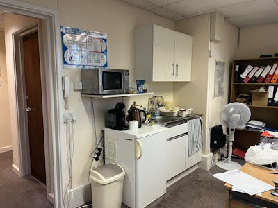 1B Carrera House, Merlin Centre, Aylesbury, E (Commercial / Business / Service) / Office To Let - 20260202_150425749_iOS.jpg