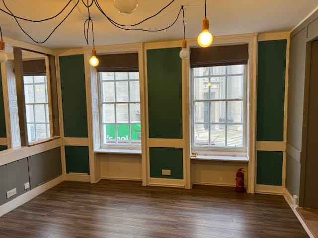 37 Great Queen Street, London, Offices To Let - Front offices