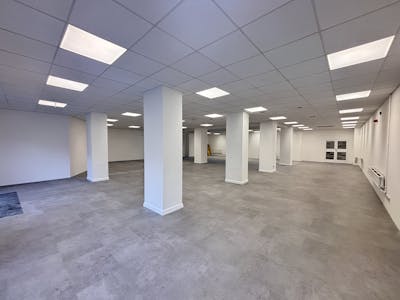 King William House, Bristol, Office To Let - 20260112_135604573_iOS.jpg