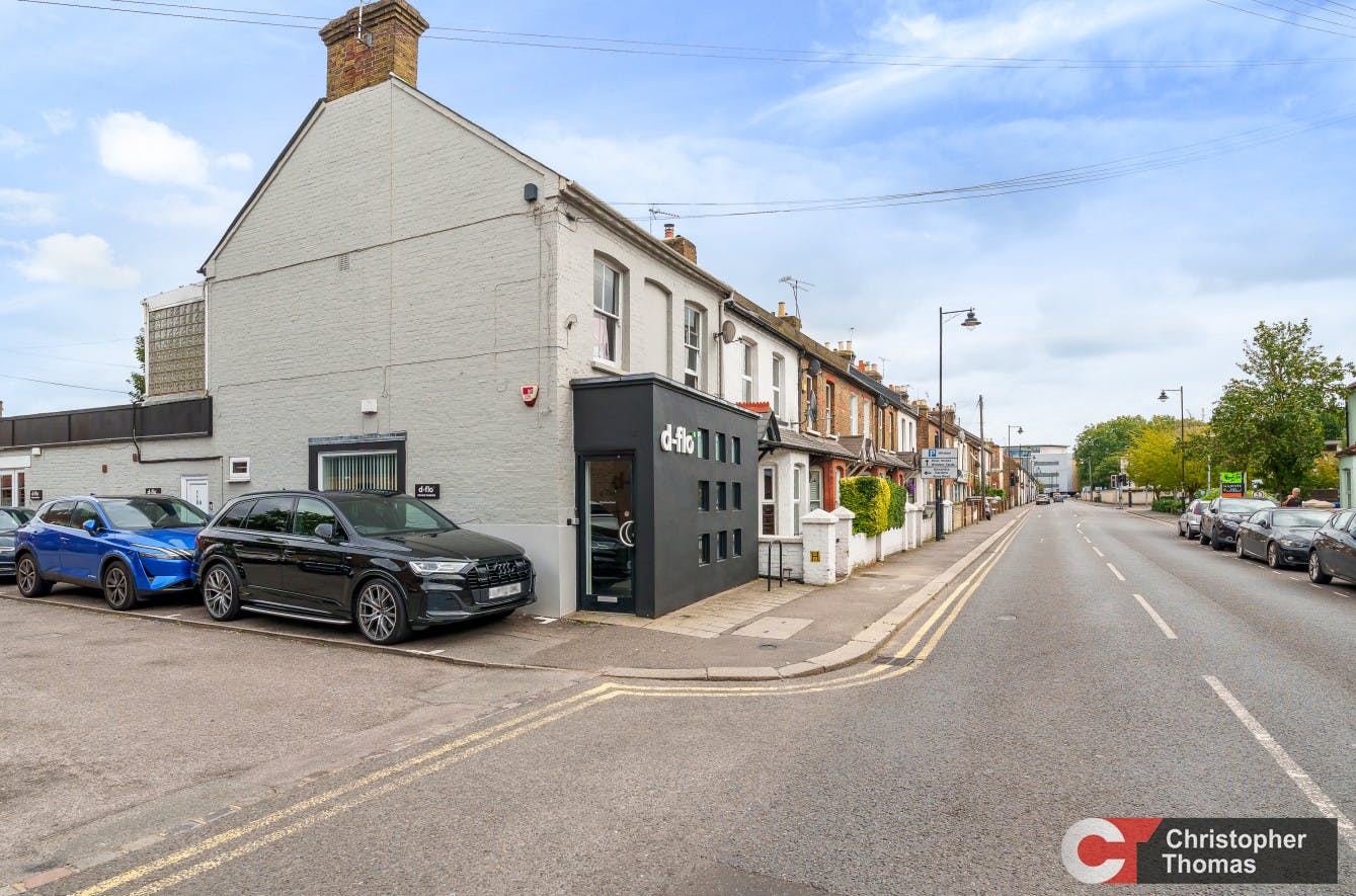 119 Arthur Road, Windsor, Office / Residential For Sale - 08f140a82b414e4794498d5fb216371d.JPG