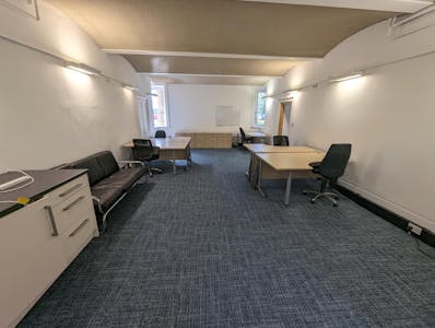 Netley House, Shere Road, Guildford, Office To Let - PXL_20231003_111254674MP.jpg