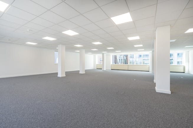 34 Clarendon Road, Watford, Offices To Let - IW221024GKA101.jpg