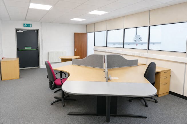 Unit 3 Parkend, Harlow Business Park, Harlow, Industrial To Let - ChatGPT Image Apr 10, 2026, 01_26_36 PM.jpg