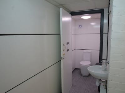 34 Tenby Street, Birmingham, Office / Retail For Sale - P1021262.JPG