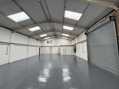 Unit 9, Ynyswen Industrial Estate, Treorchy, Industrial To Let - IMG_2459.jpg
