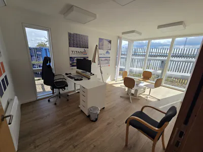 Office Fiddlers Reach, Grays, Office / Yard To Let - WhatsApp Image 2026-09-03 at 3.01.37 PM (3).jpeg