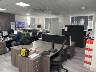 21A Sirdar Road, Rayleigh, Office To Let - WhatsApp Image 2026-03-12 at 10.34.41 AM (4).jpeg