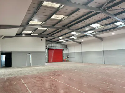 4 Liddall Way, West Drayton, Warehouse To Let - 4 Liddall - Warehose 3.jpeg