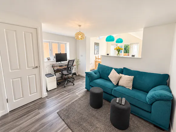 48 Hockley Road, Rayleigh For Sale - Lounge