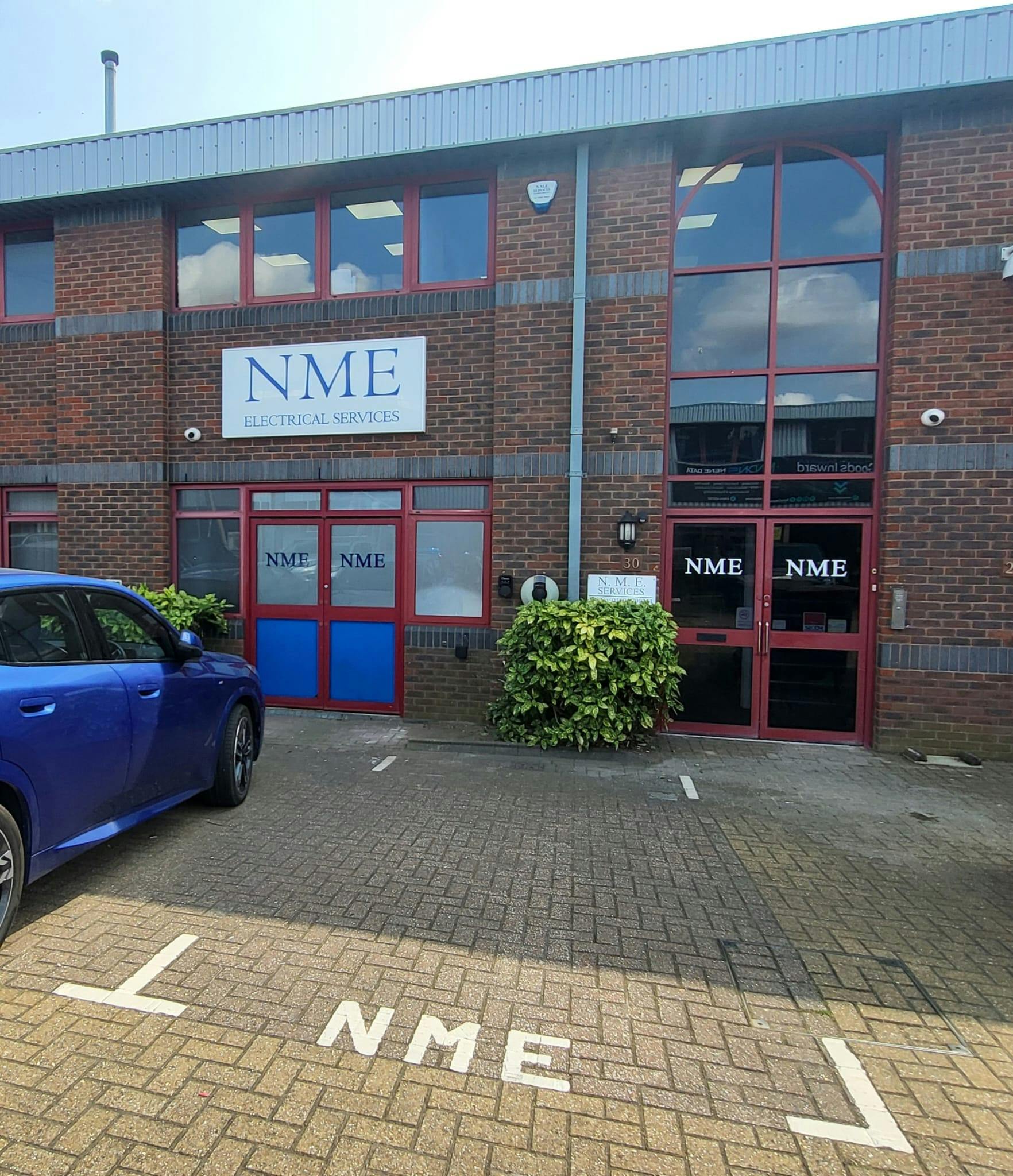 30 Chartergate, 30 Charter Gate, Northampton, Offices To Let - 30 Chartergate Moulton Park NN3 6QB Front 1.jpg