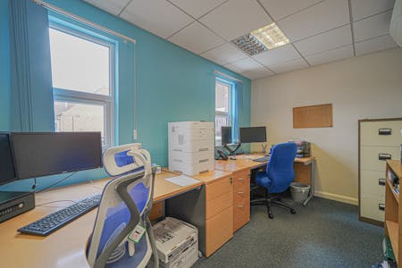 336 Stratford Road, Solihull, Office For Sale - DSC07995.jpg