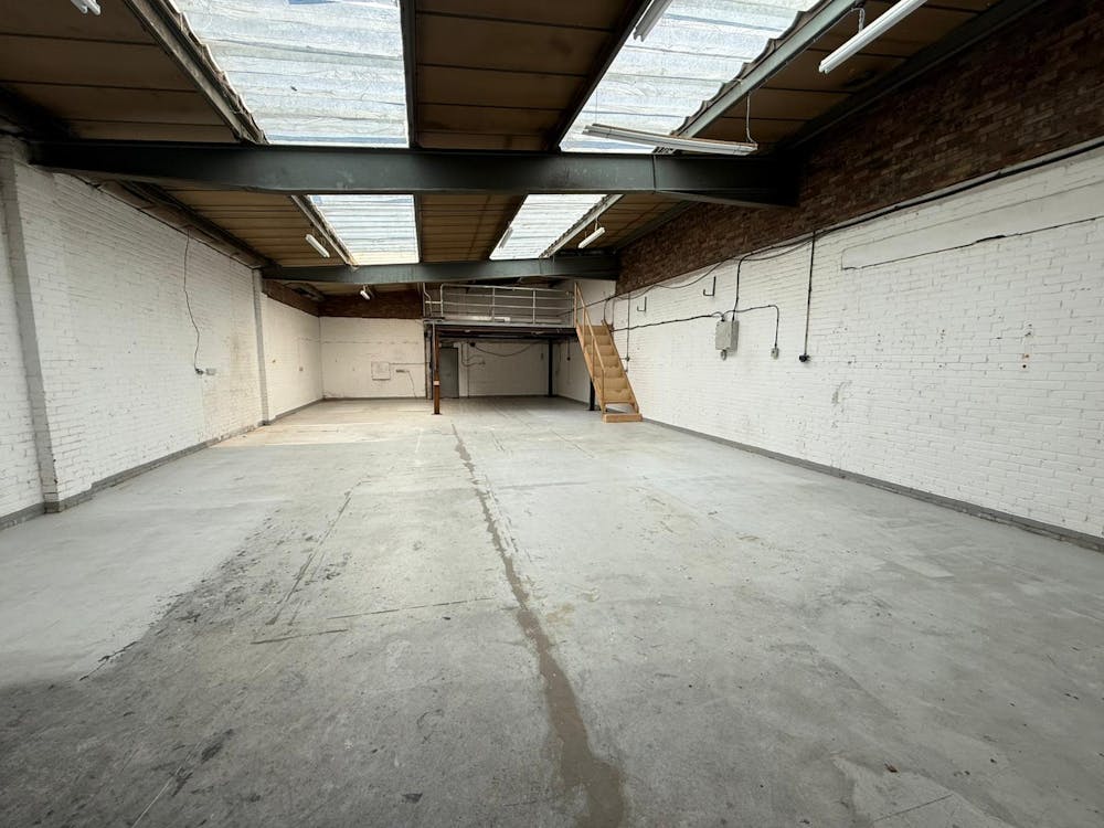 15 Star Lane Industrial Estate - WhatsApp Image 2026-05-06 at 14.57.34 (1).jpeg