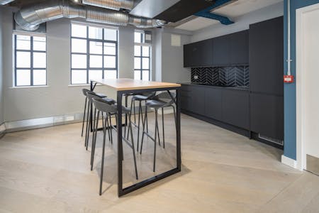 Glasshouse Yard, 20-25 Glasshouse Yard, London, Office To Let - MC34075089HR.jpg